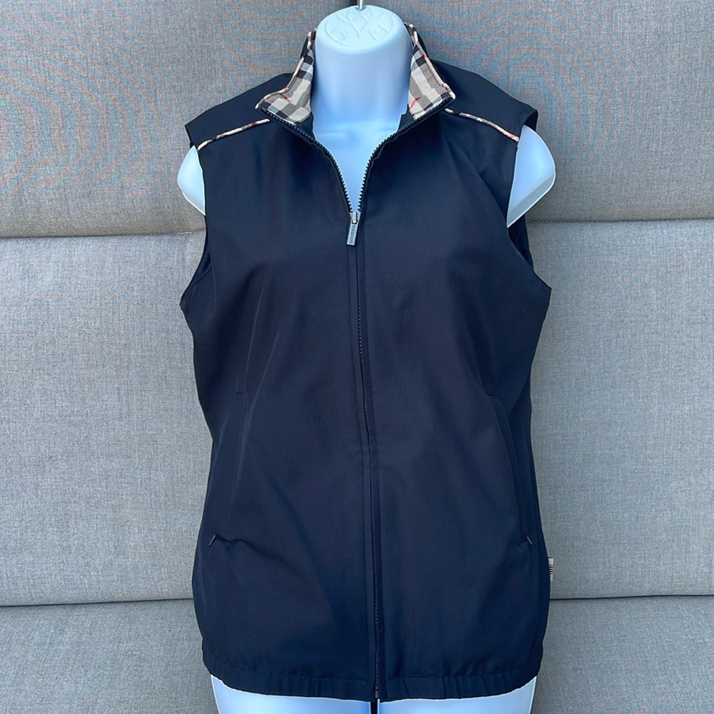 Burberry Black Vest with Check Collar